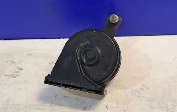 Jaguar XF X260 Horn signal E30055906