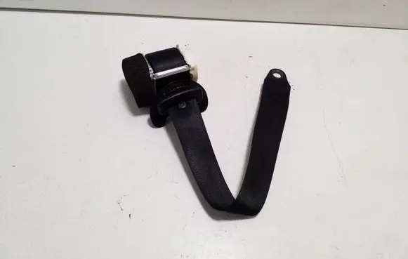 Fiat 500L Third row seat belt 07355621540
