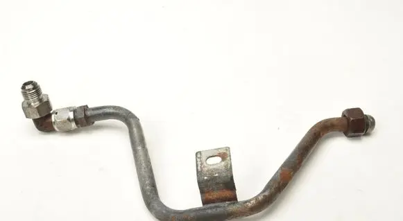 Aston Martin Vantage III Turbo turbocharger oiling pipe/hose 