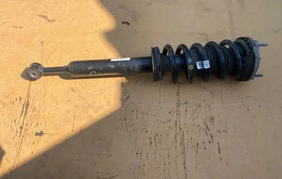 Maserati Ghibli Front shock absorber/damper 06700088960 MD34B