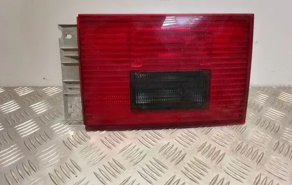 Volkswagen Sharan Tailgate rear/tail lights 7M3945111A