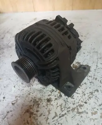 Volvo V70 Generator/alternator 0124515017