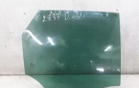 Opel Meriva B Rear door window glass 
