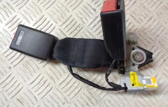 Mazda 2 Middle seatbelt buckle (rear) AGBD1443 AGBD1606