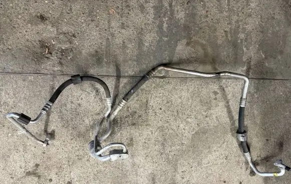 Air conditioning (A/C) pipe/hose