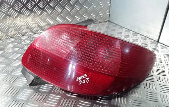 Peugeot 206 Rear/tail lights 2531