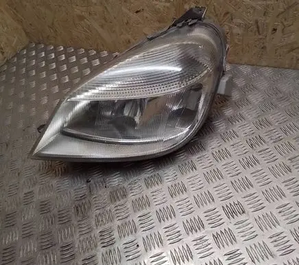 Mercedes-Benz Vaneo W414 Headlight/headlamp A4148200061 0301185201