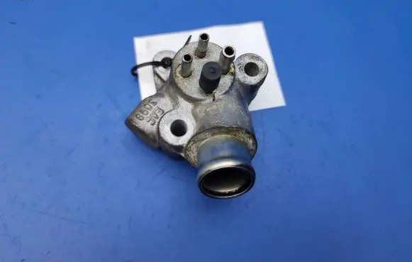 Jaguar XJS Engine coolant pipe/hose EAC3098