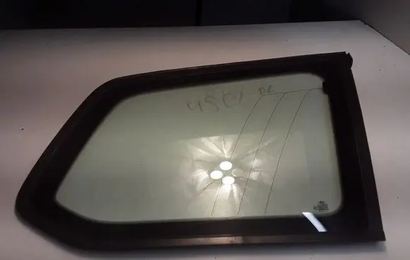 Ford Galaxy Rear vent window glass 2283389