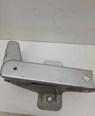 Renault Trafic II (X83) Fender mounting bracket