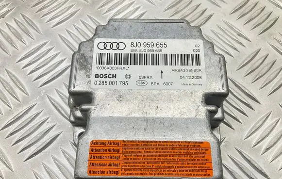 Audi TT TTS Mk2 Airbag control unit/module 8J0959655