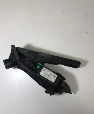 Volkswagen Touran I Accelerator throttle pedal 1T1723503E