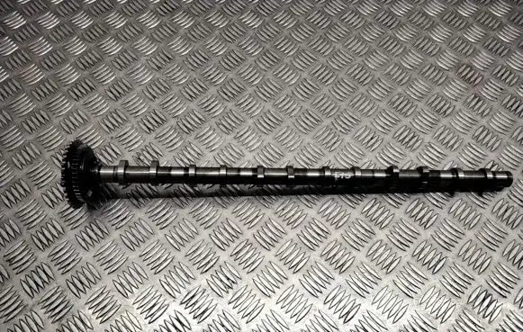 BMW X5 F15 Camshaft 8575439 130044290