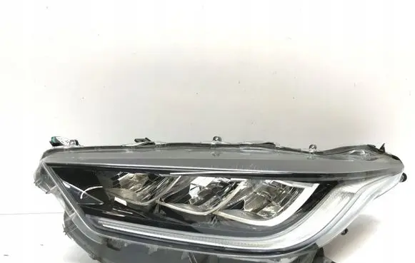 Toyota Yaris XP210 Headlight/headlamp L629X