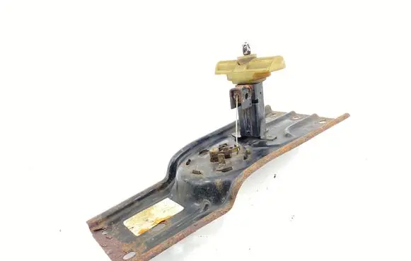 Chrysler Voyager Spare wheel mounting bracket 