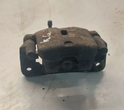 Mitsubishi Pajero Rear brake caliper