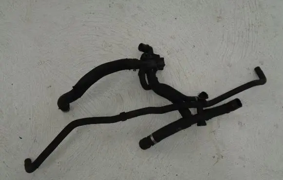 Thermostat/thermostat housing