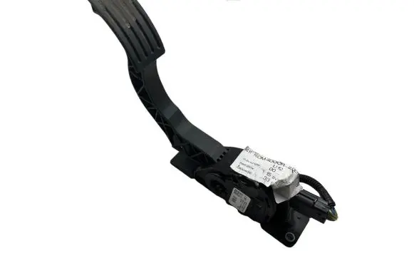 Ford Focus Accelerator throttle pedal BV619F836AB
