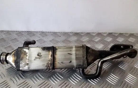 Mercedes-Benz R W251 EGR valve cooler 16421400175