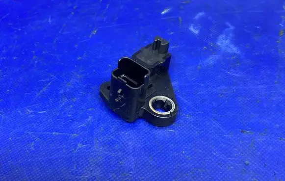 Ford Kuga II Crankshaft position sensor BM516C315BB