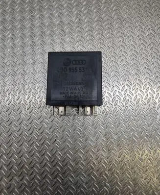 Volkswagen PASSAT B5 Other relay 72WA401 7010300 4B0955531A