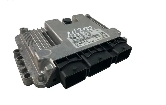 Ford Focus Engine control unit/module ECU 9M5112A650BG 0281015608