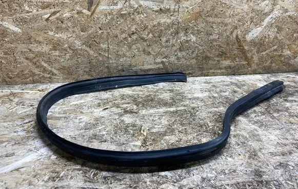 Mercedes-Benz SL R129 Engine compartment rubber