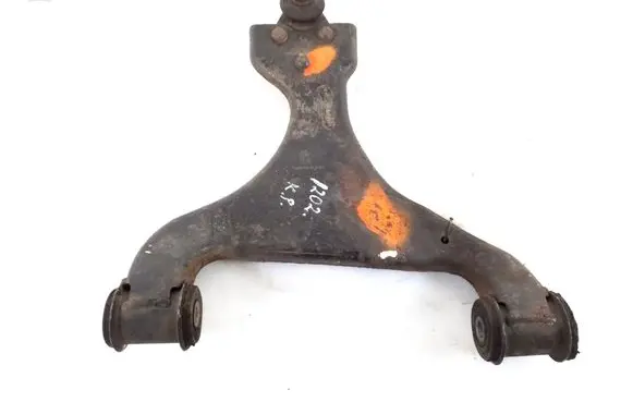 Mercedes-Benz Vito Viano W639 Front lower control arm/wishbone A6393300810