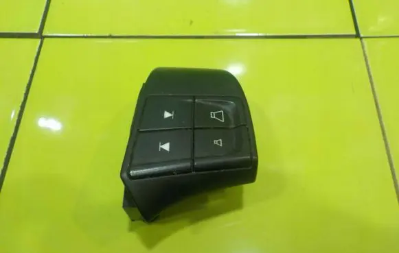 Nissan Qashqai Other switches/knobs/shifts 30739641