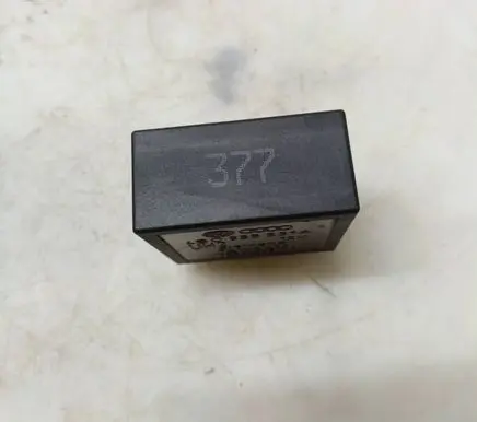Audi A6 S6 C5 4B Other relay 4B0955531A 72WA401 A300399