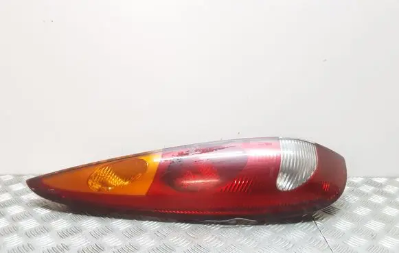 Nissan Almera N16 Rear/tail lights
