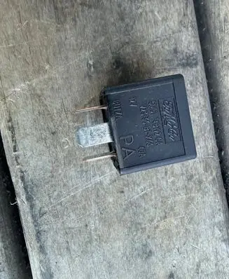 Jaguar XF X250 Other relay 5M5T14B192CA V23136B1X66