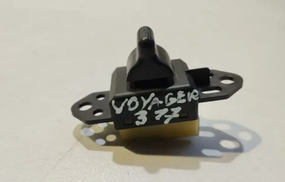 Chrysler Grand Voyager IV Electric window control switch 04685727AB