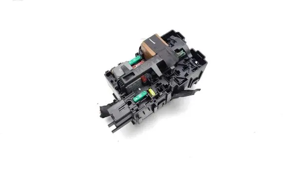DS Automobiles 3 Crossback Fuse module 43814801 31068