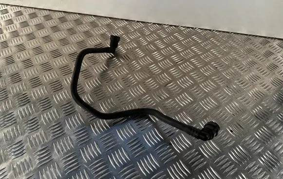 Volvo V60 Engine coolant pipe/hose 31293991