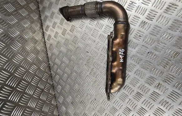 Audi Q7 4L Exhaust manifold 059253033AM