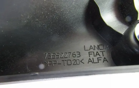 Fiat 500L Front door card panel trim 735522763