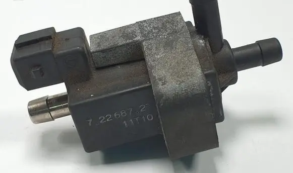 Jaguar XF X250 Turbo solenoid valve 72268727