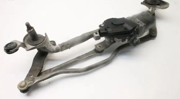 Mazda 5 Front wiper linkage and motor 1593000592
