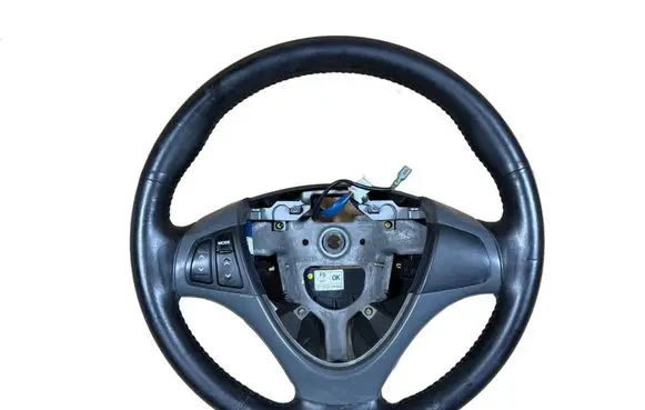 Hyundai i30 Steering wheel 0711150203