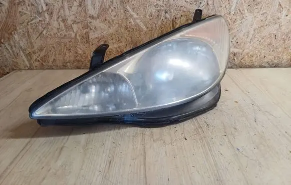 Toyota Previa (XR30, XR40) II Headlight/headlamp 28132