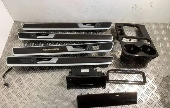 Volkswagen Touareg II Interior decorative trim set 7P1863212G