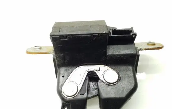 Fiat 500 Tailgate/trunk/boot lock/catch/latch