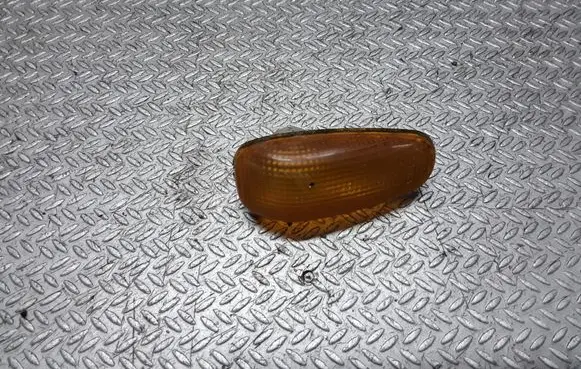 Volkswagen II LT Front fender indicator light