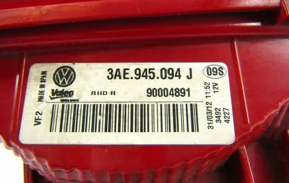 Volkswagen PASSAT B7 Tailgate rear/tail lights 3AE.945.094J