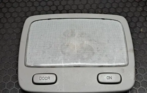 Hyundai Tucson JM Front seat light 928002E0