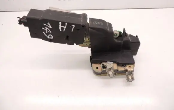 Volvo S40, V40 Front door lock D179
