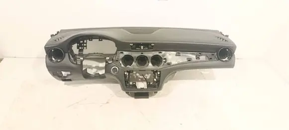 Mercedes-Benz GLA W156 X156 Dashboard 
