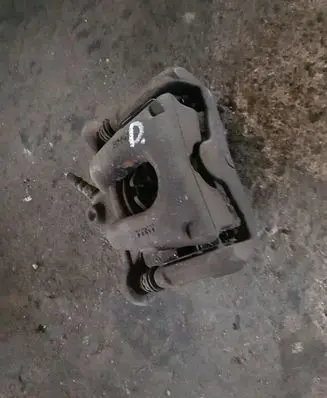 BMW 1 E81 E87 Front brake caliper