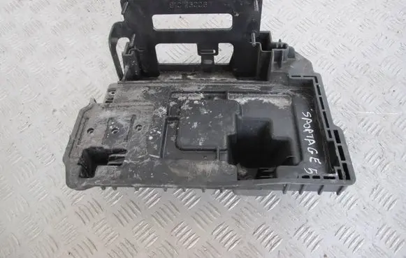 KIA Sportage Battery box tray 37150-N7000